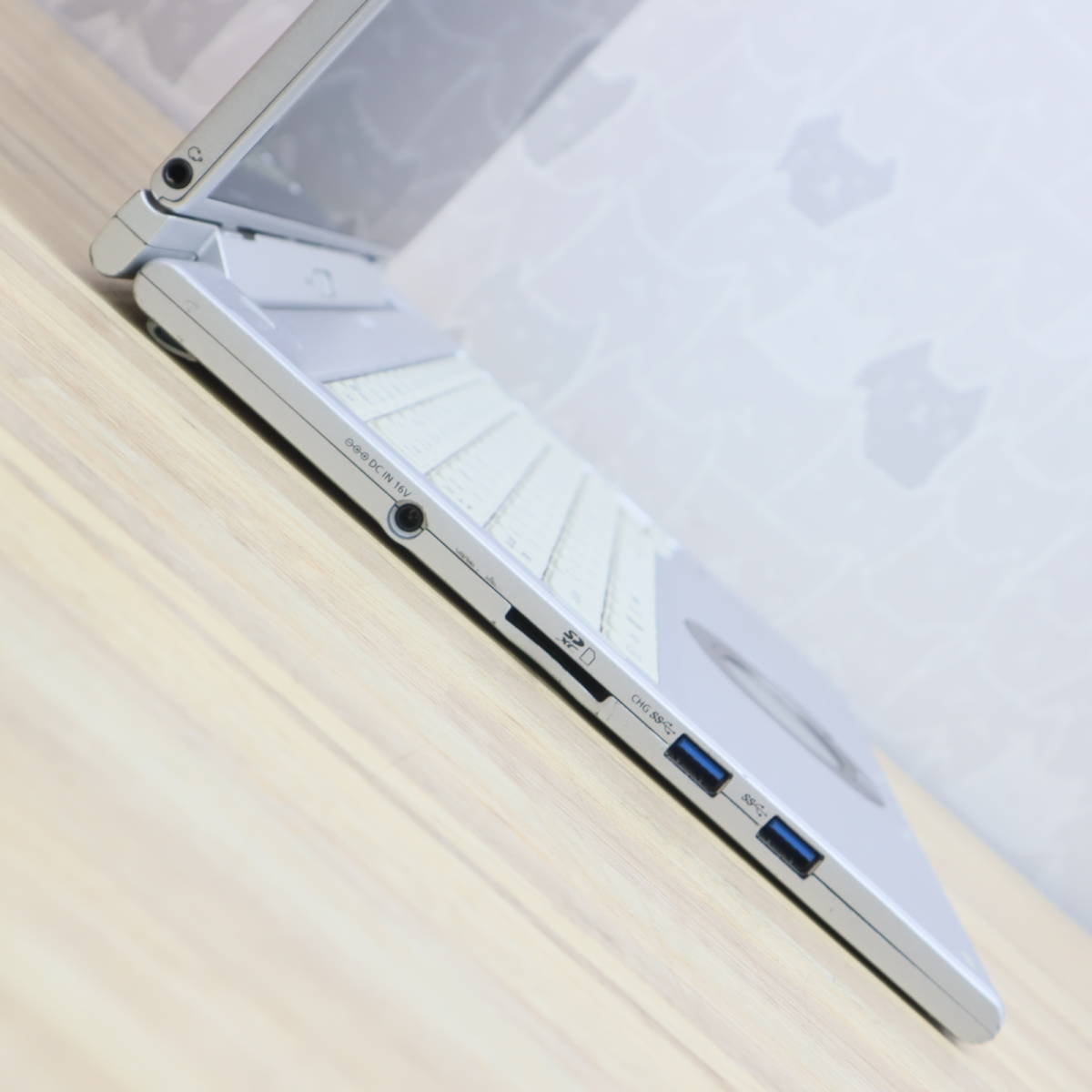 ☆中古PC 高性能7世代i5！M.2 SSD256GB メモリ8GB☆CF-XZ6R Core i5