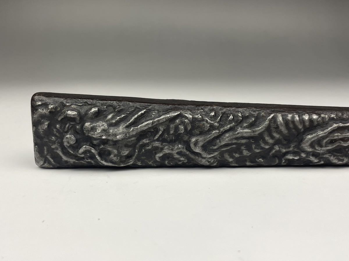 時代武具 鉄扇 兜割 龍虎彫刻 鉄刀 革巻 采配 軍配 甲冑 兜 武将 時代武具 鉄扇 兜割 龍虎彫刻 鉄刀 革巻 采配 軍配 甲冑 兜 武将