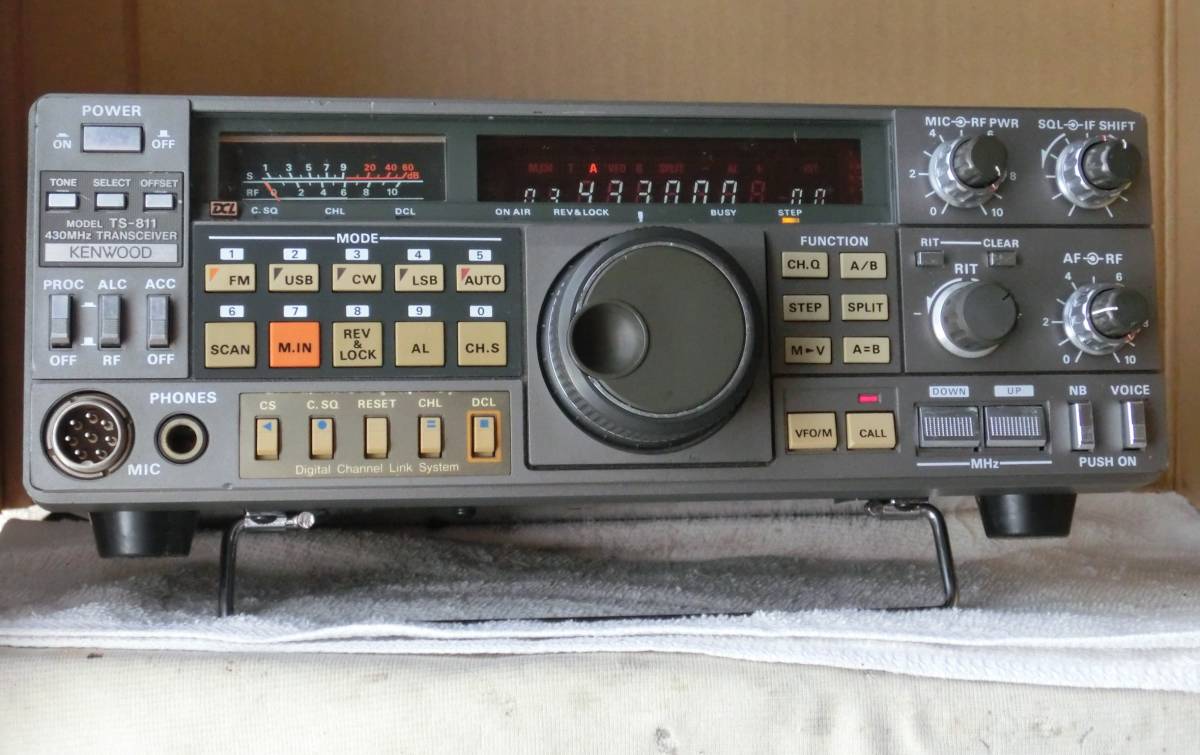 トリオ　ＴＳ－８１１　動作品 KENWOOD 430MHz トランシーバー ts-811 中古 TS-811のディスプレーユニット