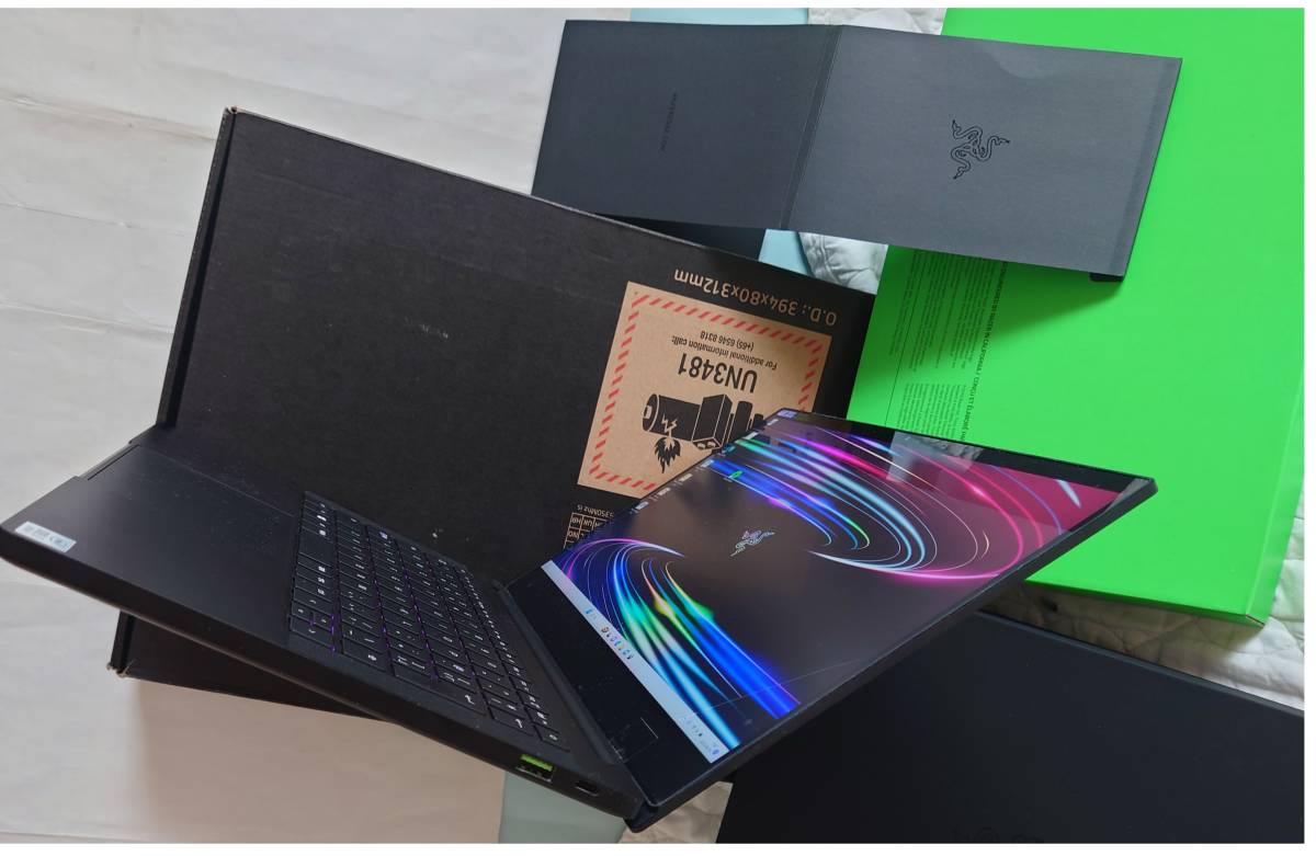 ジャンク扱い 4Kモニター ゲーミング 13インチ GTX 1650 小型軽量1.4kg 