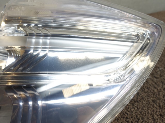 7453　ホンダ　フィット　GP1　テールライト右　テールランプ右　P9883 ホンダ フィット | 上級 右テールランプ PARTS（黄金