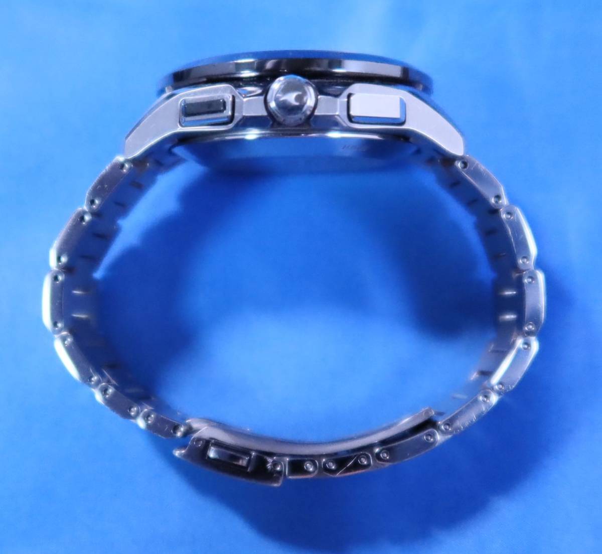 美品 カシオオシアナス OCW-G1000DB GPSハイブリッド電波ソーラー