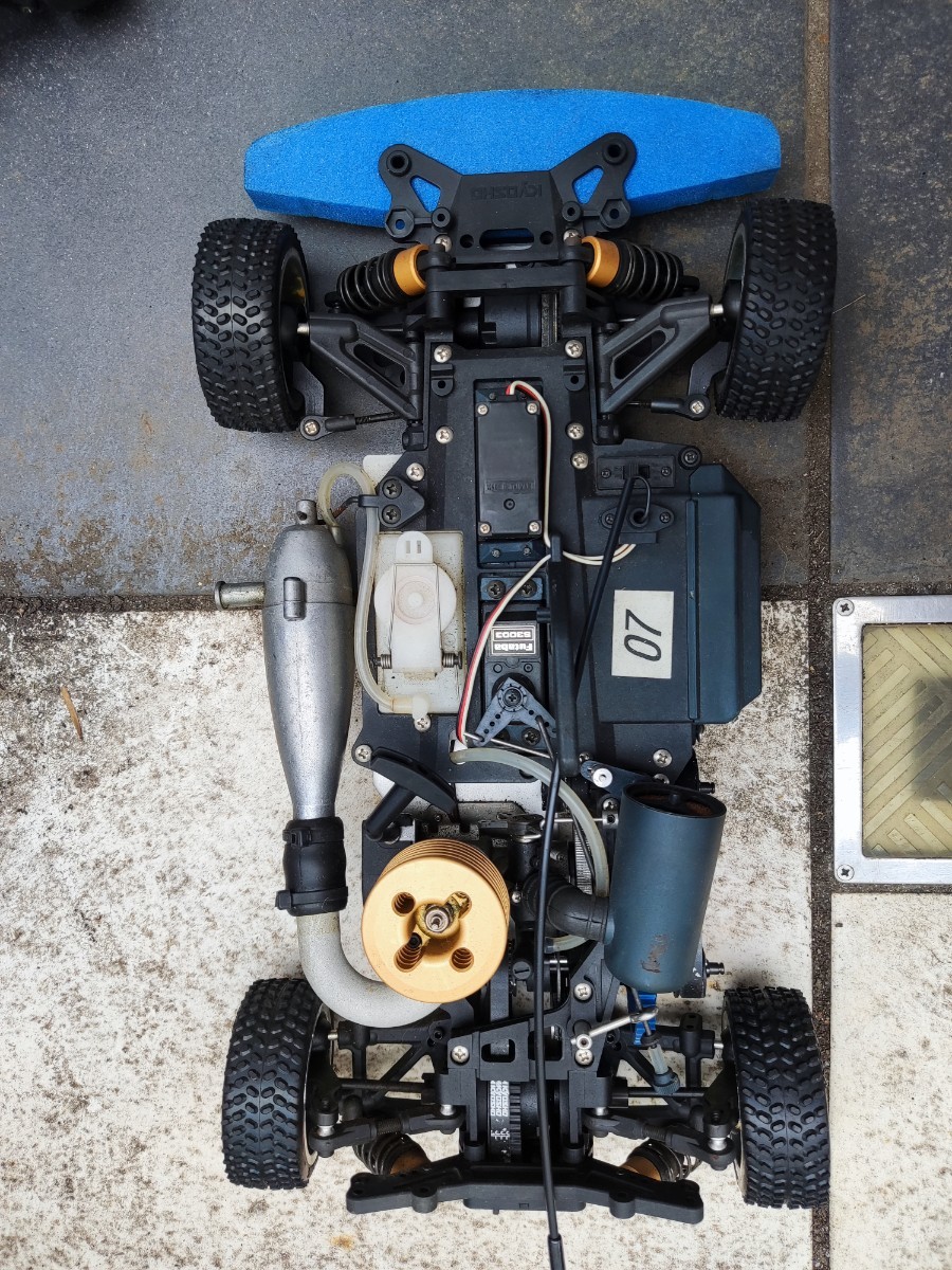 ガソリンエンジン ラジコンカー 2ボディ付き エンジン MAGAZINE 0 タミヤ Vol.30 2ストローク FZ63 FZシャーシ