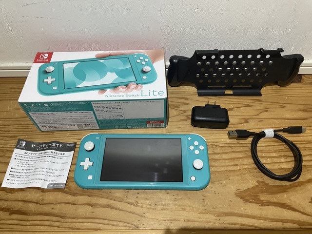 ニンテンドー スイッチライト Nintendo Switch Lite 本体 HDH-001