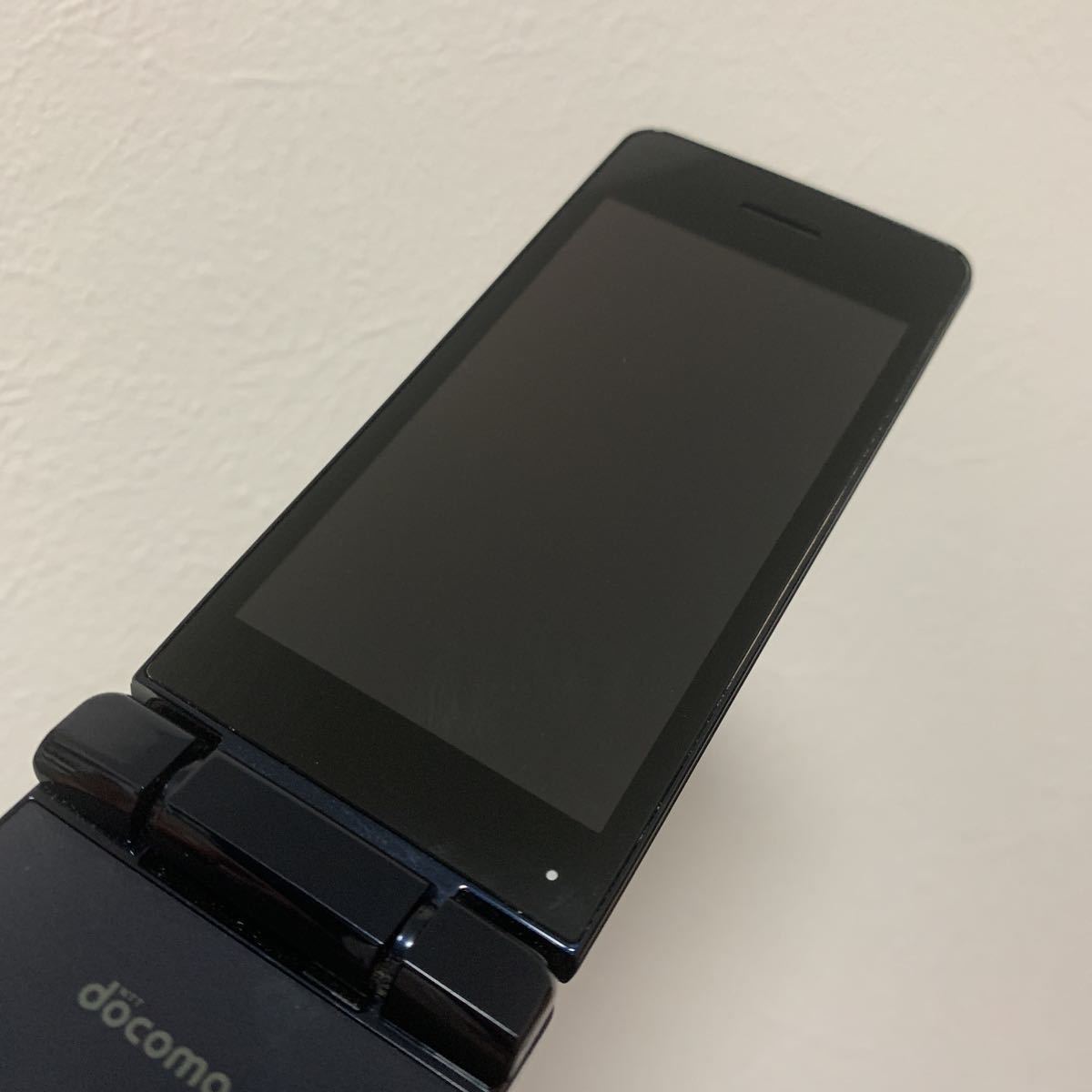 中古】SH-02L docomoガラホ ○判定 044 SH-02L ケータイ | ブラック SH-02L」レビュー。