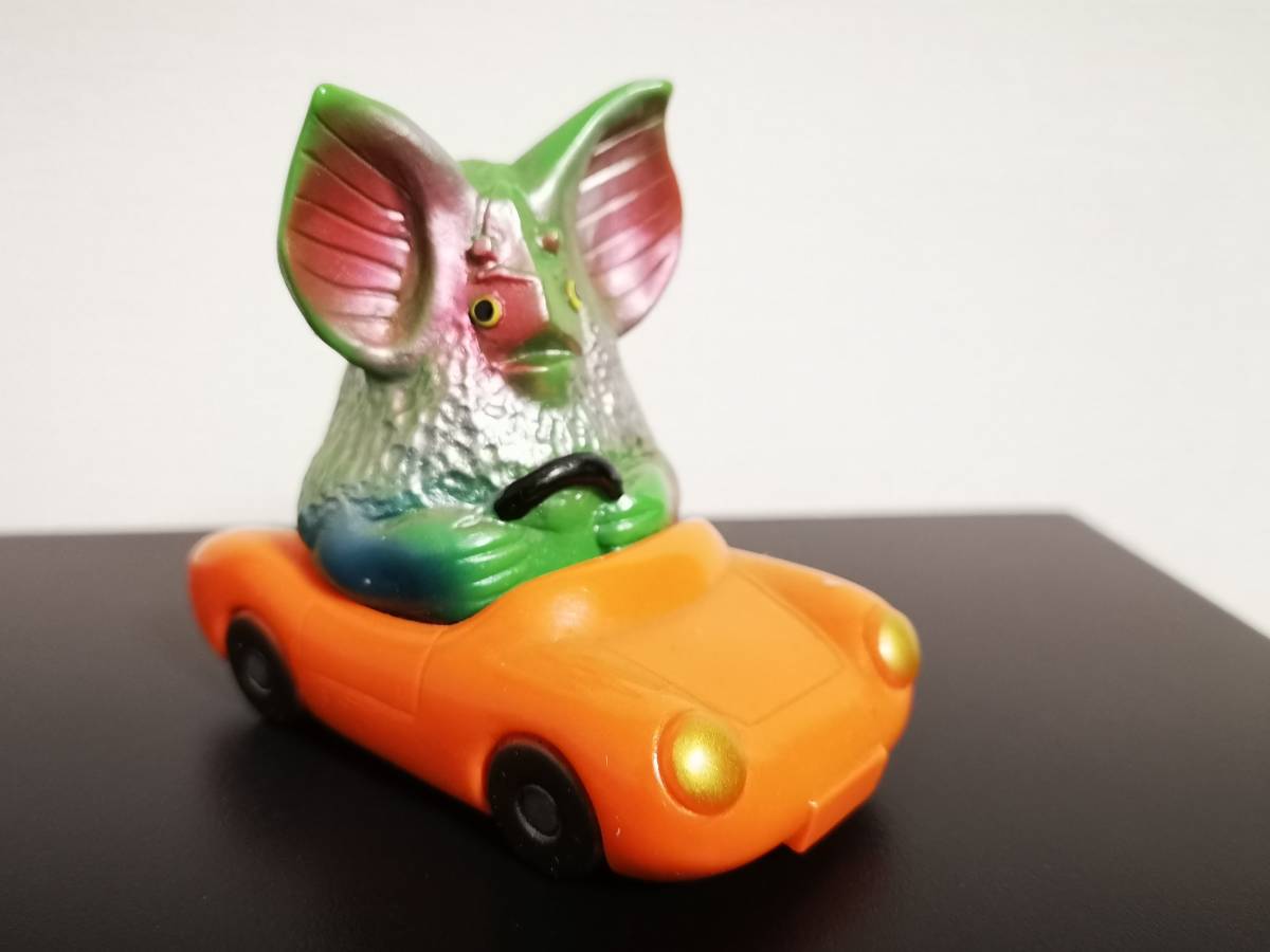 トイグラフ 怪獣レーサー イカルス星人 ソフビ ウルトラセブン TOY 