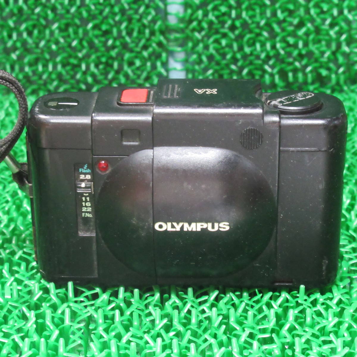 ● OLYMPUS XA ● OLYMPUS F.ZUIKO 1:2.8 f=35mm