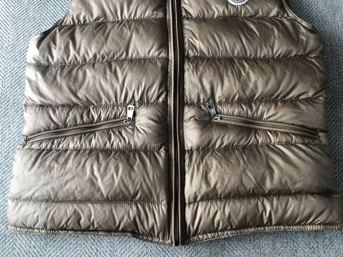 MONCLER モンクレール ダウンベスト キルティングジレ ロゴワッペン