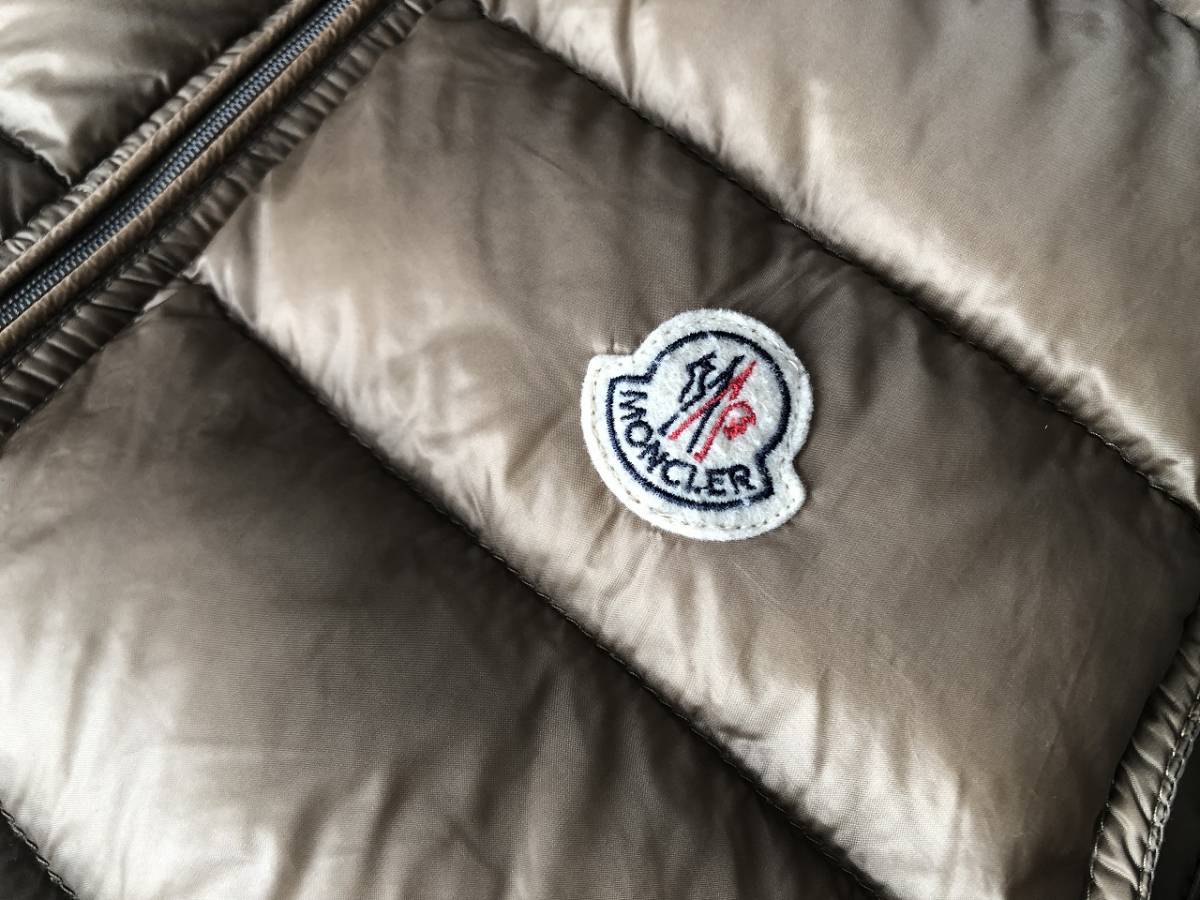 MONCLER モンクレール ダウンベスト キルティングジレ ロゴワッペン