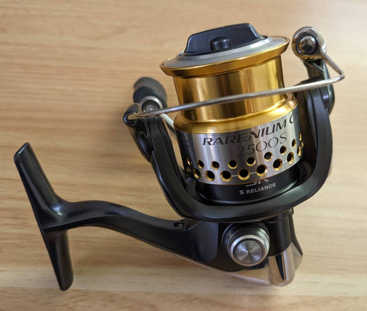 シマノ 12 レアニウム C2000S SHIMANO RARENIUM 【公式通販】
