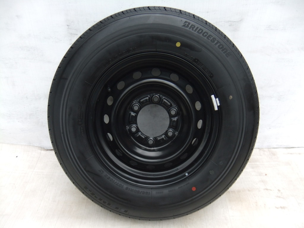 200系ハイエース純正スチール 15インチ×6J［108/106LT タイヤ］ トヨタ 200系ハイエース純正スチール 15in 6J +35 レジアス*549 200系