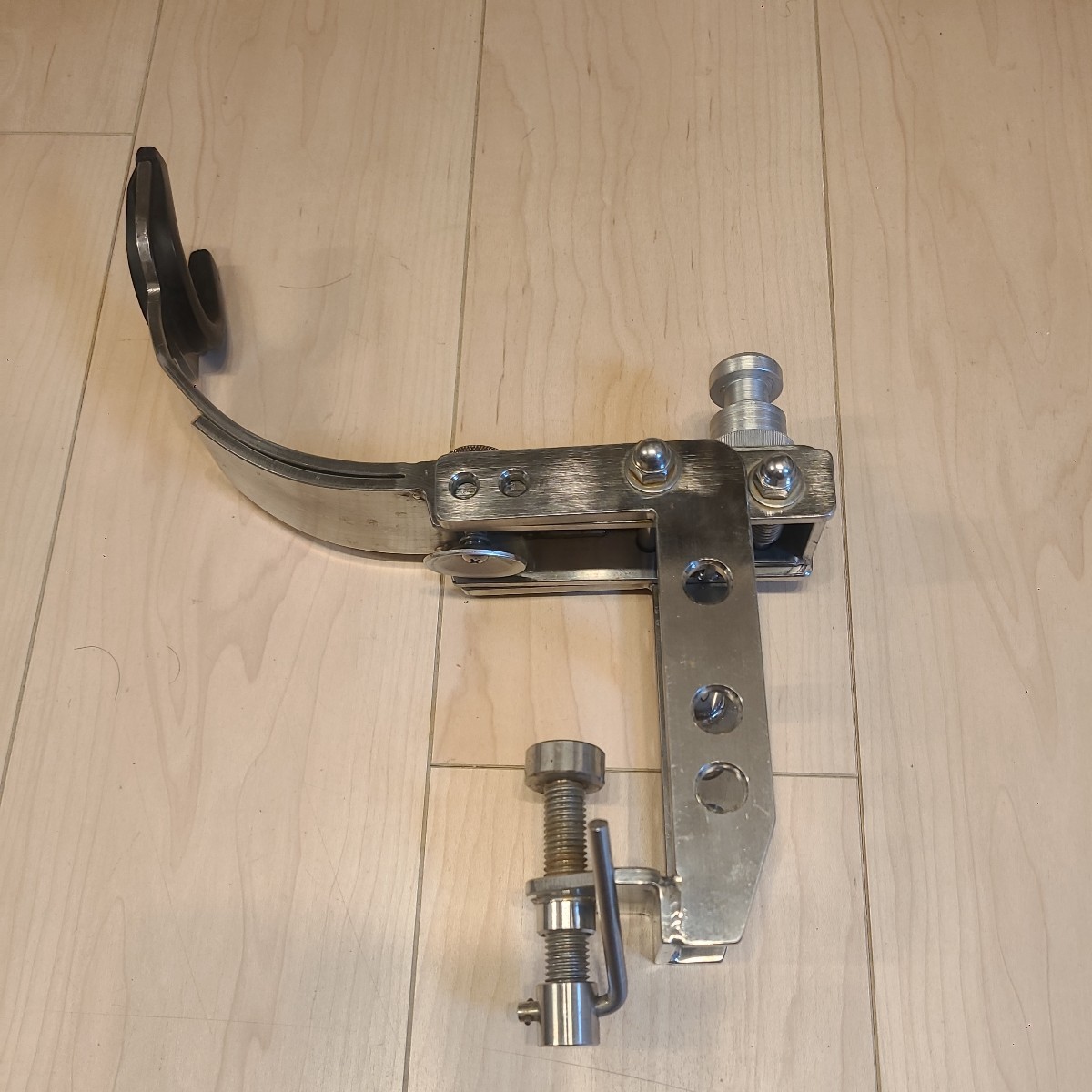 アリゲーター ロッドキーパー 竿受け