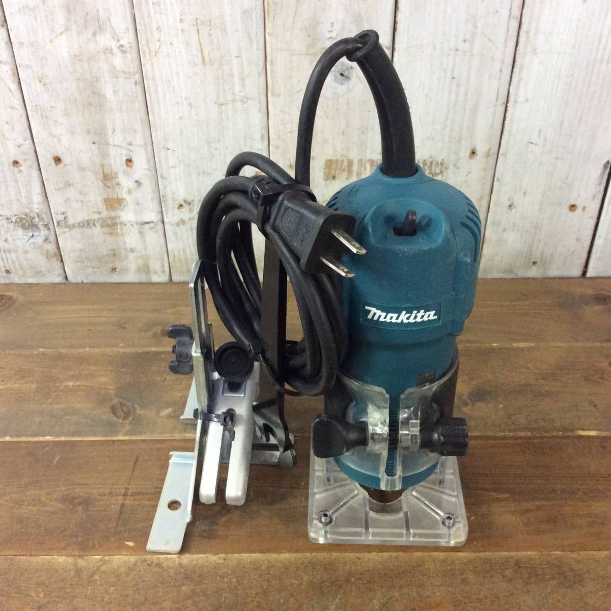 新作入荷，新品 TH-9565 品 makita マキタ 電動トリマ 3709(ルーター)｜売買されたオークション情報、yahooの商品情報をアーカイブ公開 - オークファン ルーター