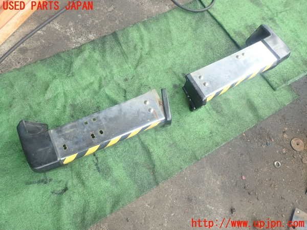 2UPJ-96921610]ランクル60系(HJ61V(改))リアバンパー 中古 ジャンク