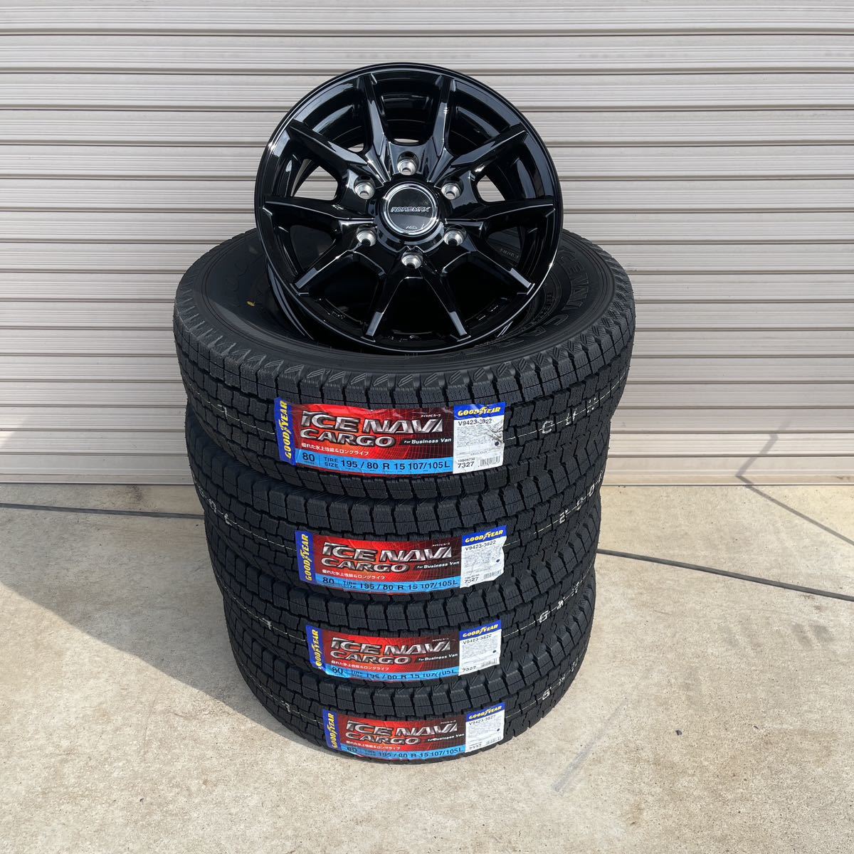 KG-25◇新品スタッドレス195/80R15 グッドイヤーアイスナビカーゴ 15×6J+33