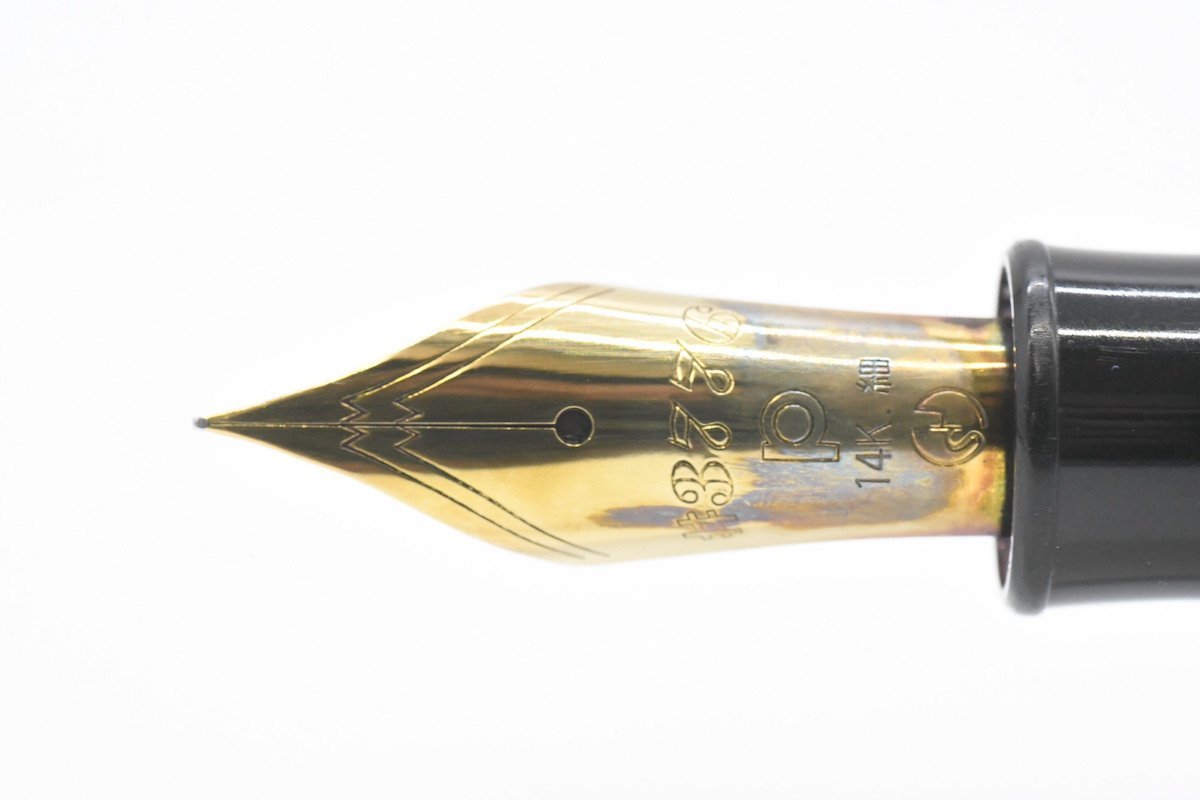 プラチナ万年筆 #3776 ギャザード 黒 14K 細字F