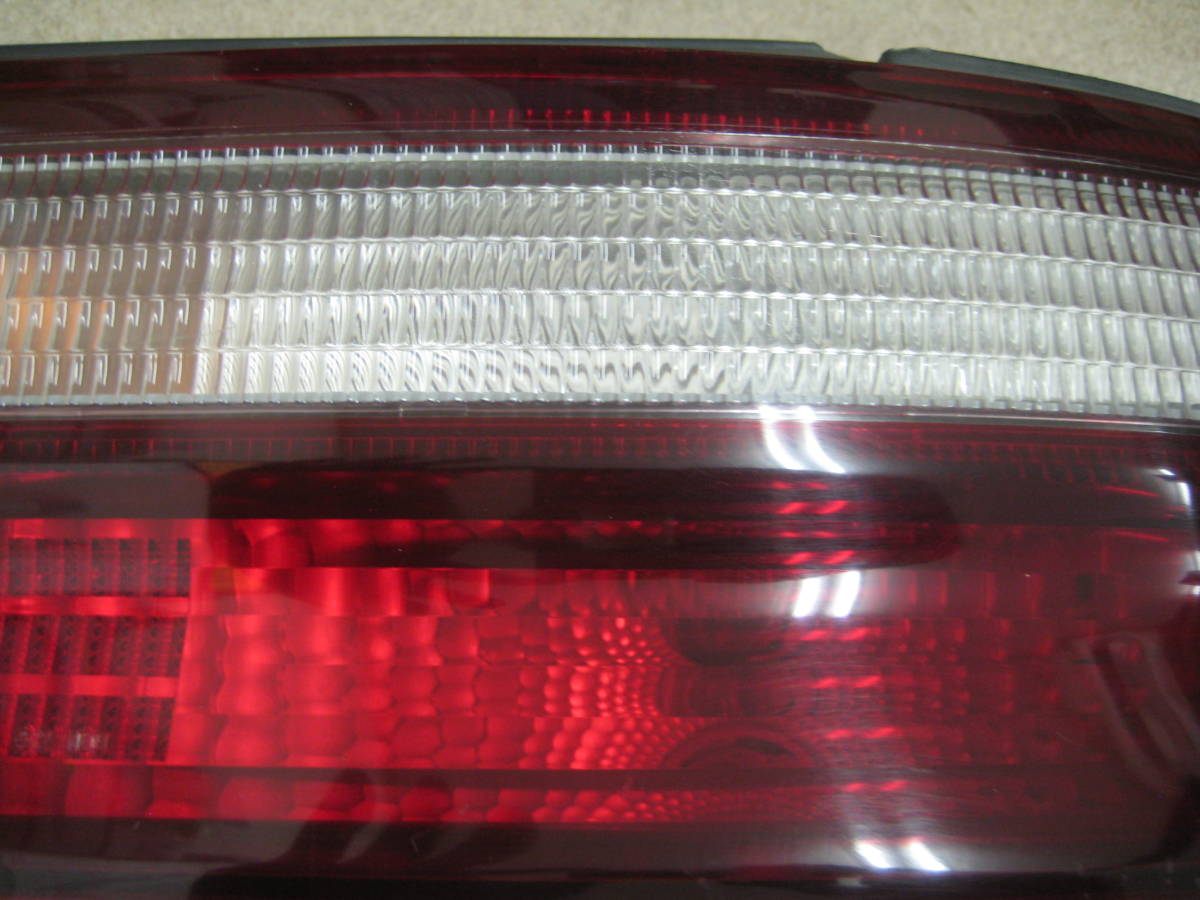 Toyota Chaser JZX90 MARK 92-96 (JZX90) ☆ 送料無料! チェイサー CHASER JZX90 GX90 後期 右 テールランプ 22-244 ツアラーV アバンテ ☆