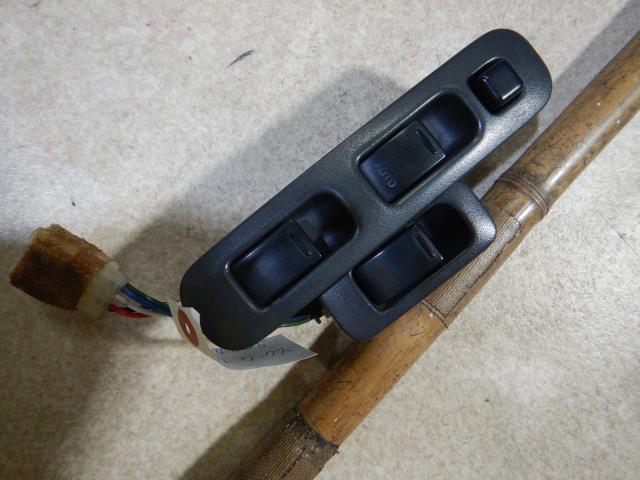 アルト E-HA21S 左右 パワーウインドウスイッチ 340109