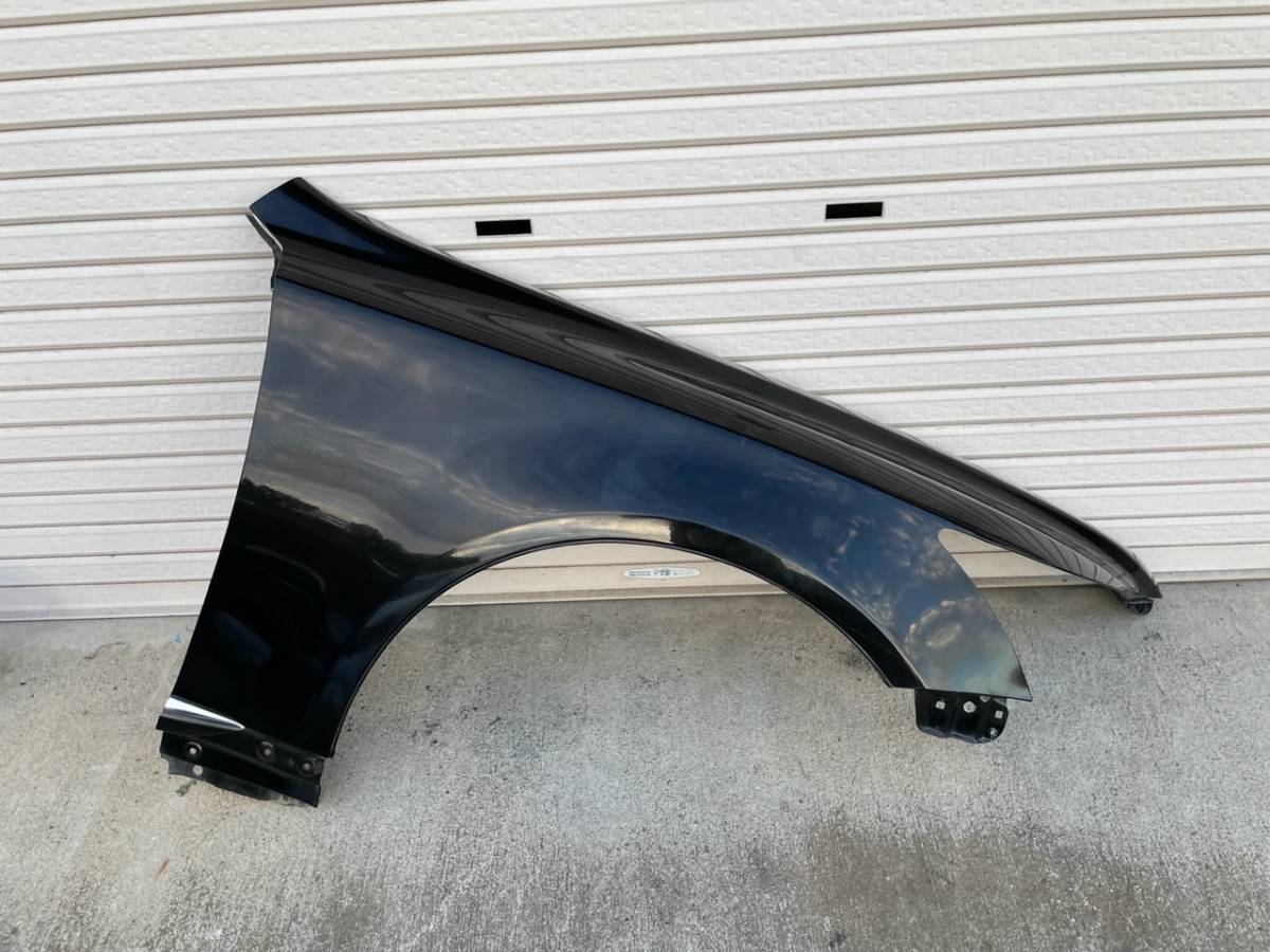 H25年 レクサス　LS600 LS460 後期 右 フェンダー/ 右 フロントフェンダー UVF45 UVF46 USF40 USF41 カラー217…