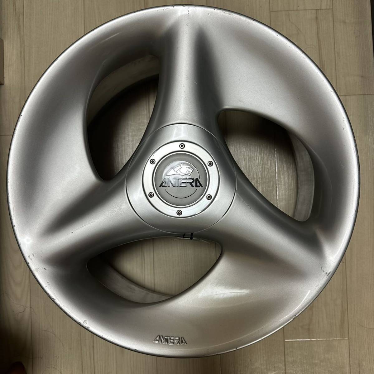 超レア♪アンティーラ TYPE145 4穴 17インチ+40 7.5j PCD114.3