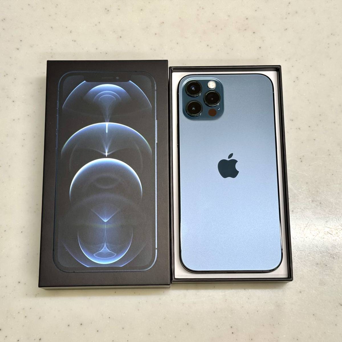 中古iPhone12 Pro 256GB パシフィックブルー SIMフリー Pro 256GB