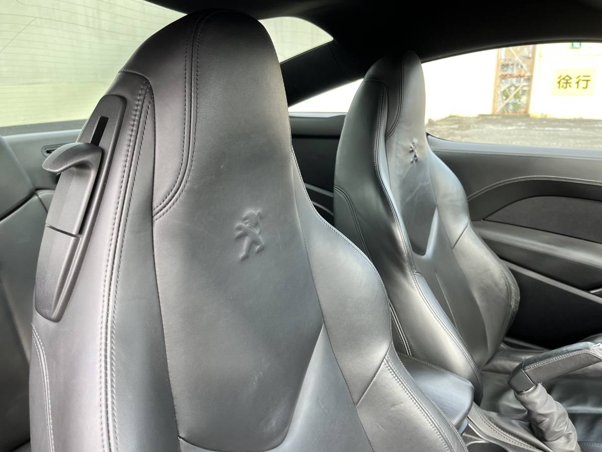プジョー RCZ (T7R5F03) 内装 [左ハンドル] 中古｜車