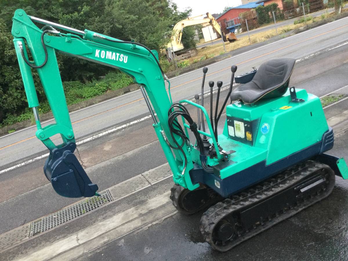 コマツ HD1200Mダンプ + D475Aブルドーザー 2台セット - メルカリ