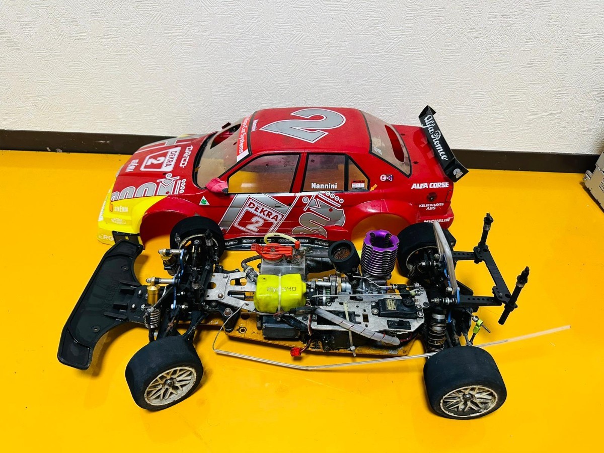 京商　昔のエンジンカー KYOSHO 京商 ラジコン エンジンカー FUTABA S9401 京商 KYOSHO