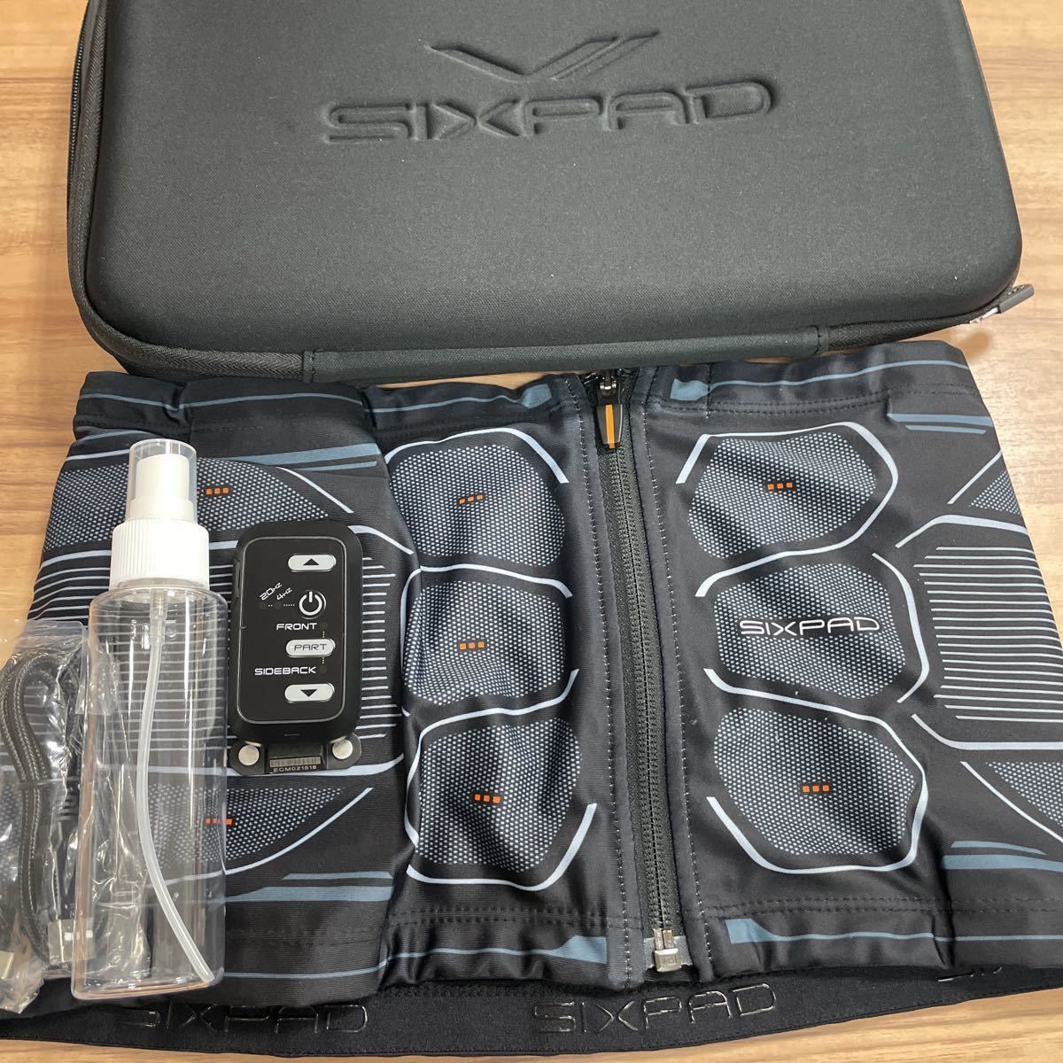 ☆リモコン付き☆MTG SIXPAD シックスパッド パワースーツライト コアベルト Mサイズ　o2-1002