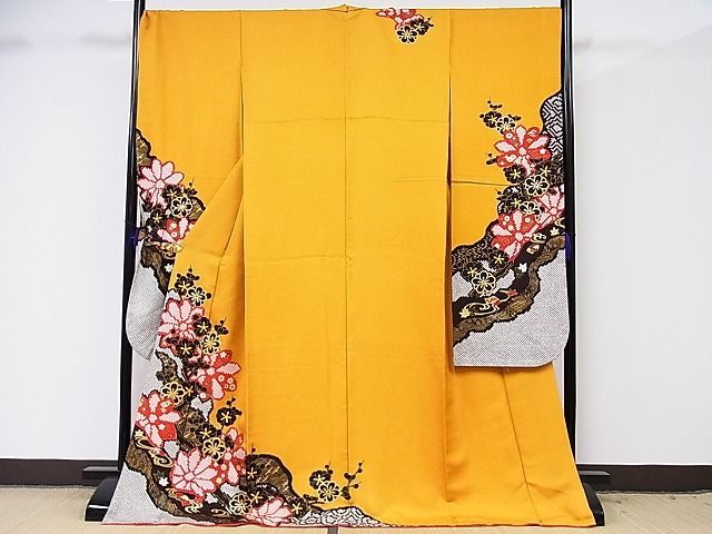平和屋-こころ店□豪華振袖 駒刺繍 流水枝花文 金銀彩 着丈174.5cm 裄
