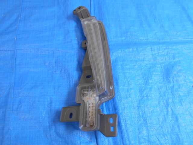 美品 ZVW51 50 後期 プリウス Aツーリング 左デイライト KOITO 27909-722H1 5760