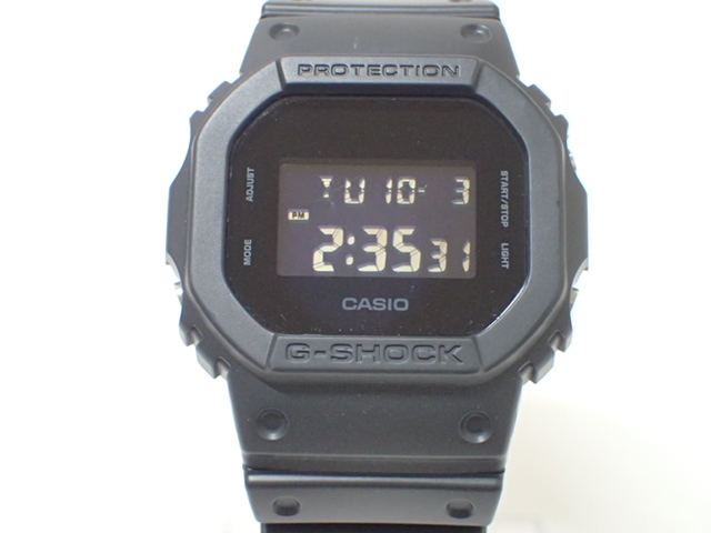 1034[T]状態良♪CASIOカシオ/G-SHOCK/DW-5600BB/メンズ腕時計/デジタルウォッチ/スクエア/ソリッドカラーズ ブラック