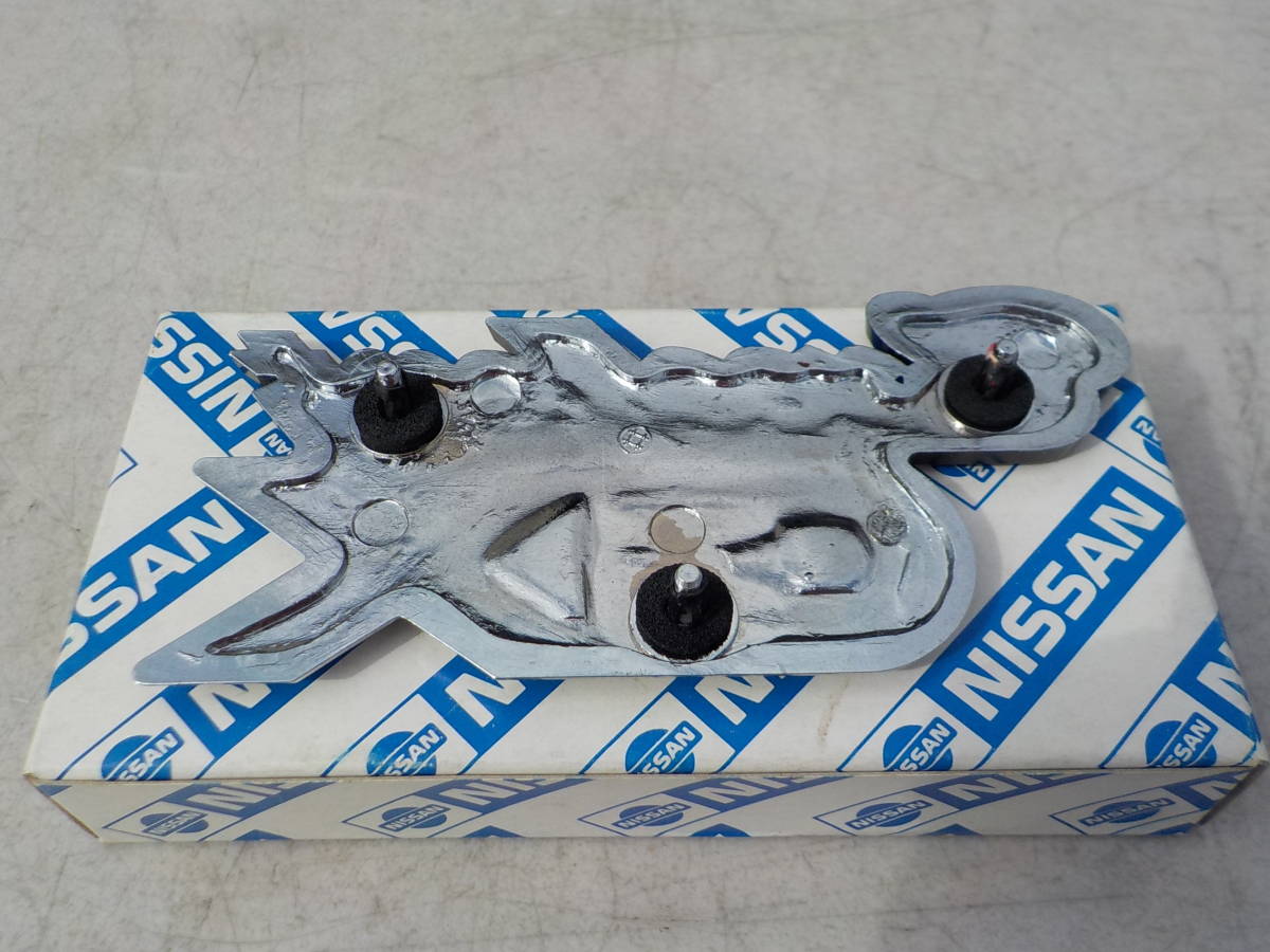 ダットサン サニー エクセレント PB110 GX サイドエンブレム 純正新品