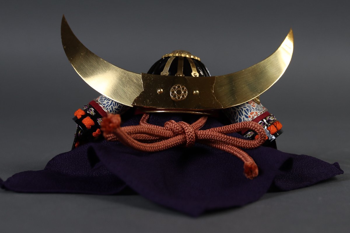 名工 甲冑師 加藤一冑 作 南部政長 大半月前立兜 戦国武将 ミニ兜 ミニチュア兜 兜飾り 五月人形 端午の節句(甲冑（兜、鎧）)｜売買された ...