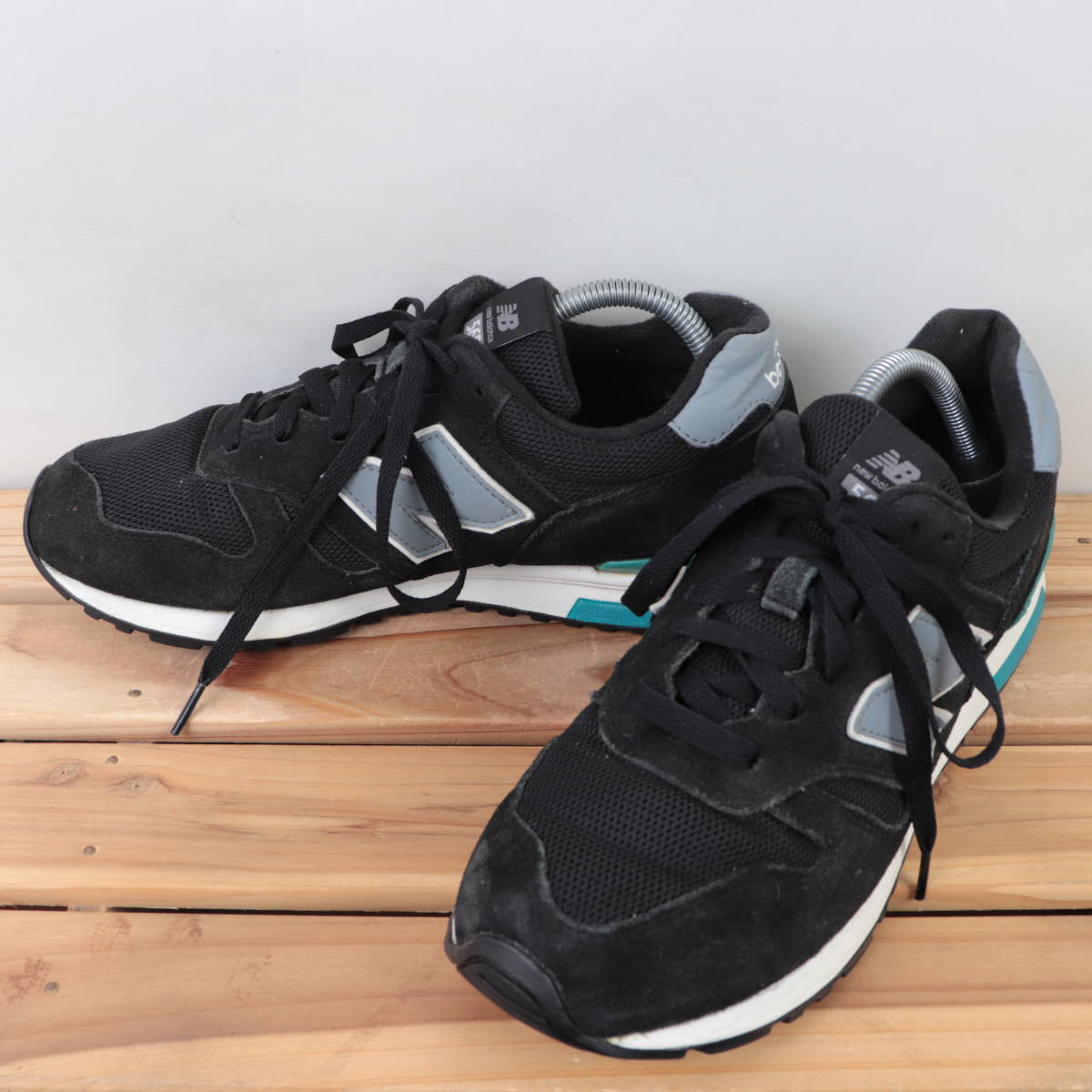 z7281【565】ニューバランス US9 27.0cm/黒 ブラック グレー newbalance メンズ スニーカー 中古