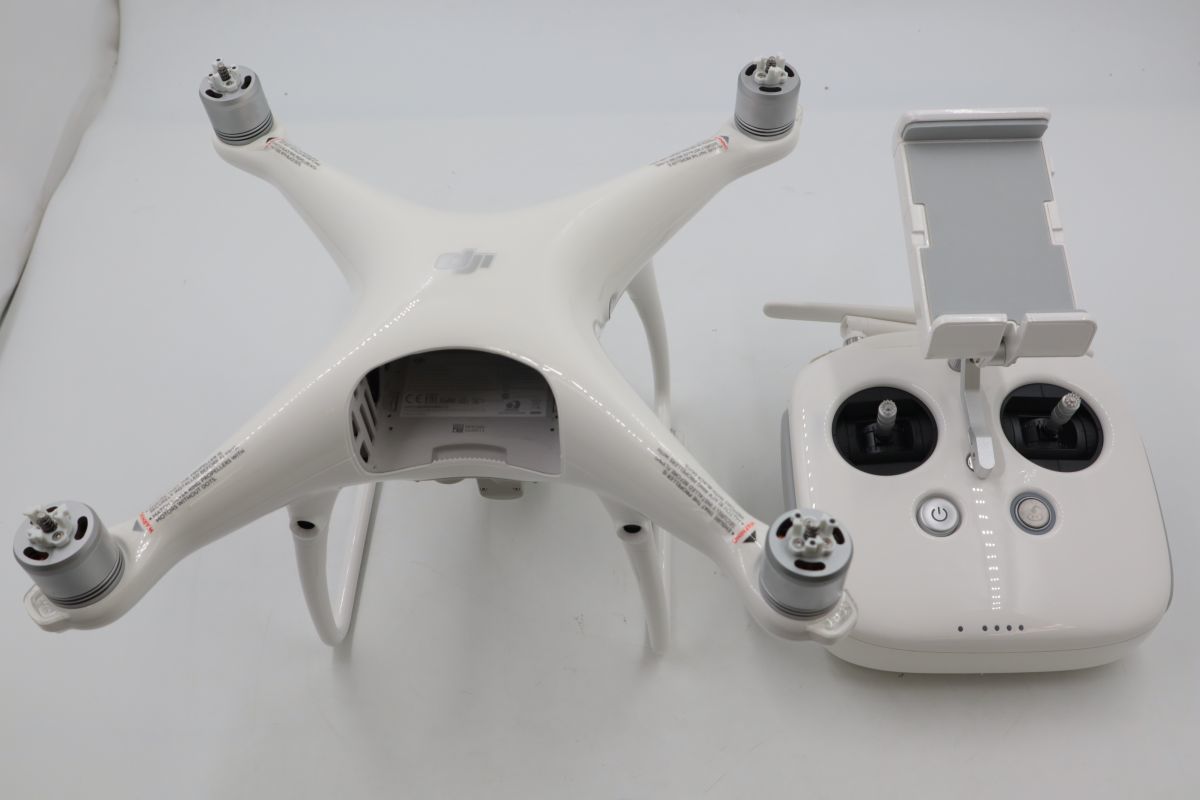 ★☆全額返金保証！最速発送！【DJI ドローン Phantom4 Pro 付属品完備 美品】★☆（202309-22557-kaitori）