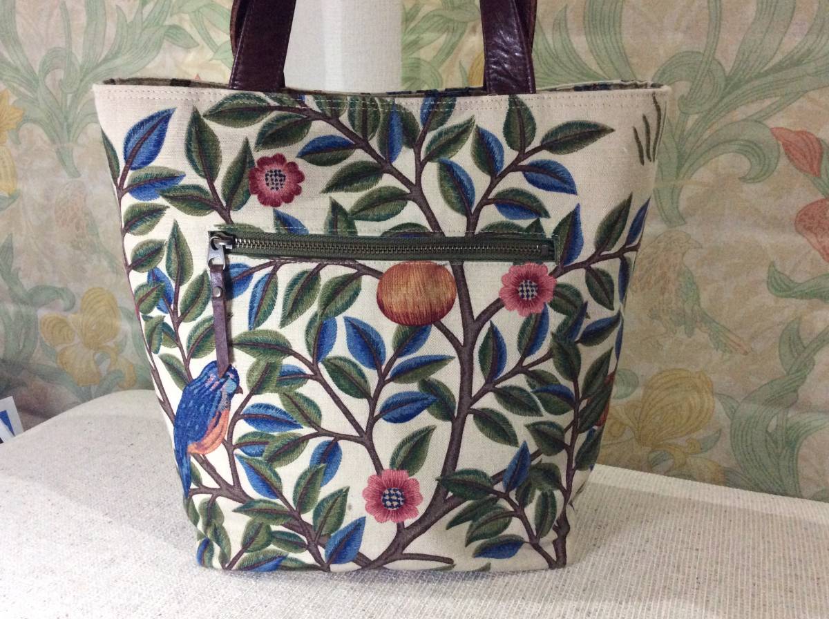 ★ウィリアムモリスのケルムスコットツリー柄★トートバッグ★ハンドメイド★