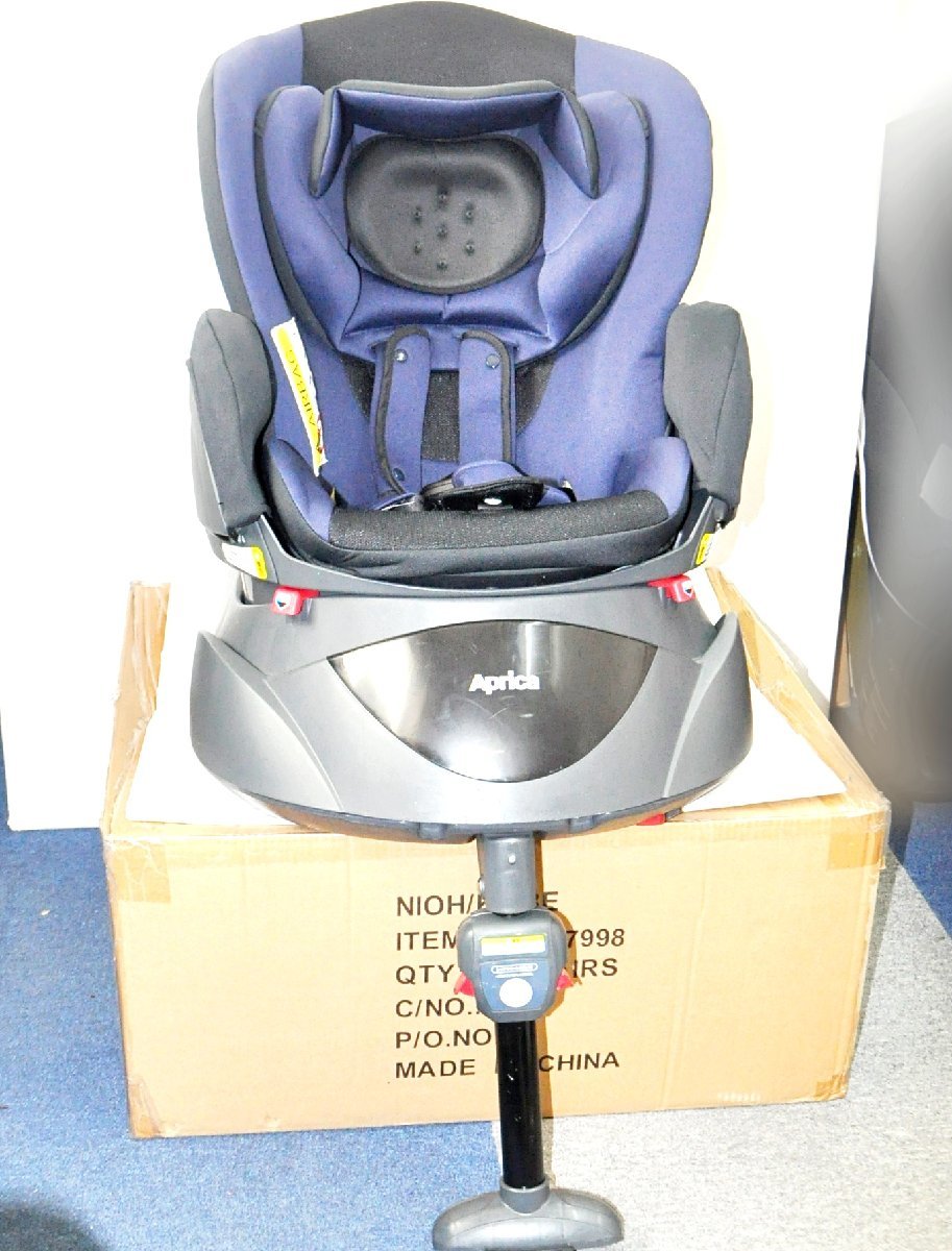 中古品 aprica アップリカ 回転式ベッド型チャイルドシート Deaturn Plus AB ディアターン プラス AB ネイビー 0-18kg
