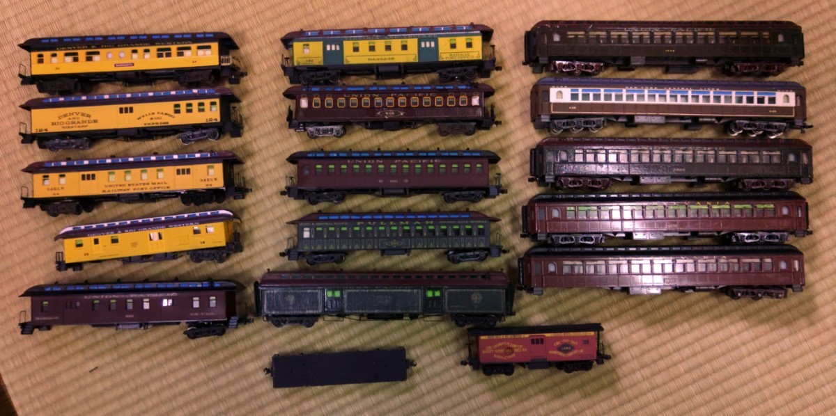 アメリカ型 大ジャンク市 客車15輌 + オールドタイマーフラットカー + カブース？全てジャンク品！