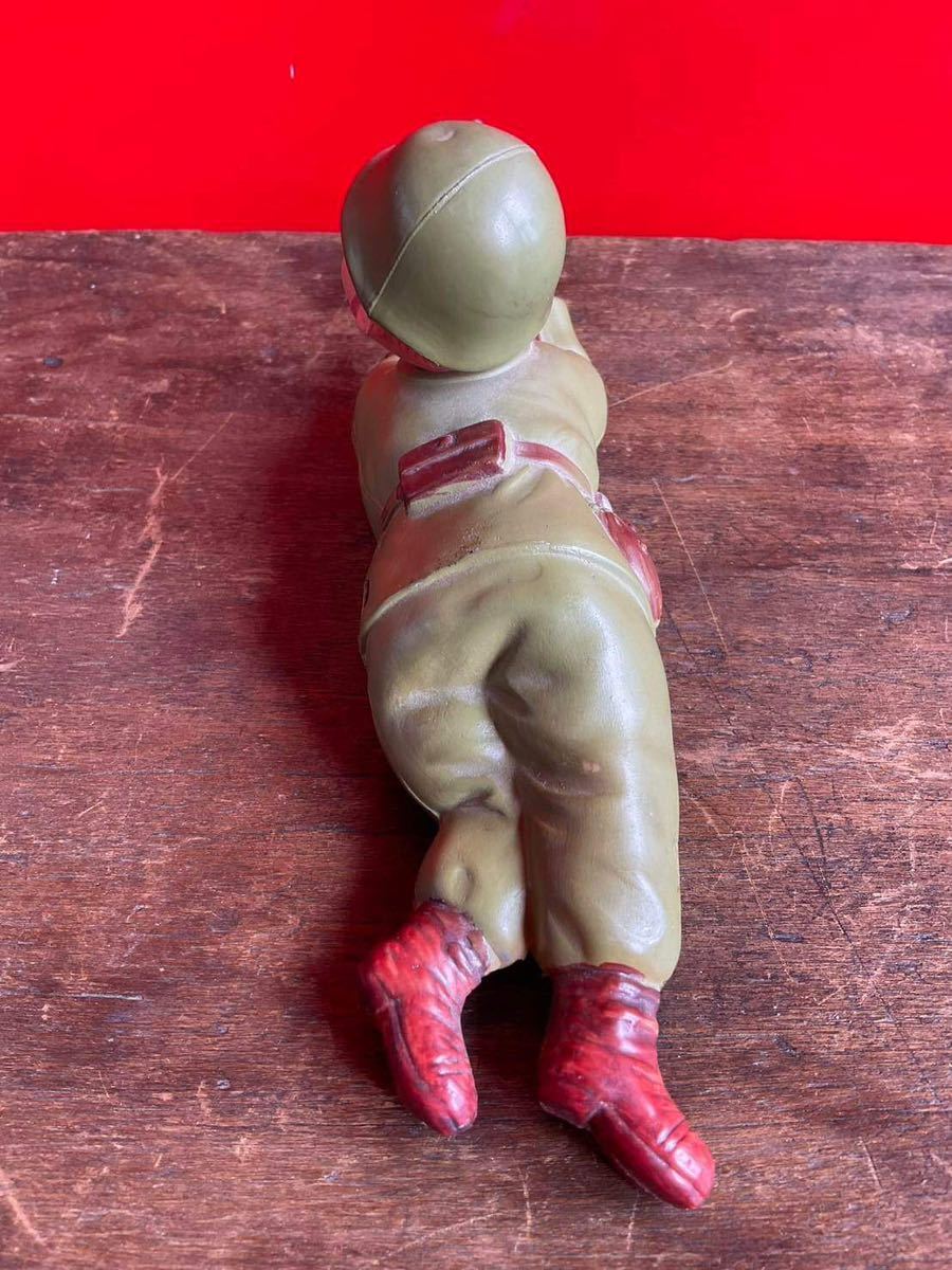 当時物＊セルロイド製 ＊戦闘服を着た兵隊＊ゼンマイ人形(ブリキ