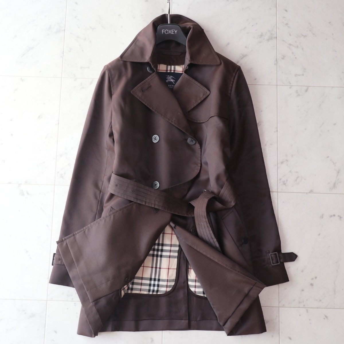 新品同様☆BURBERRY バーバリーロンドン☆大きいサイズ40 L相当☆中綿 
