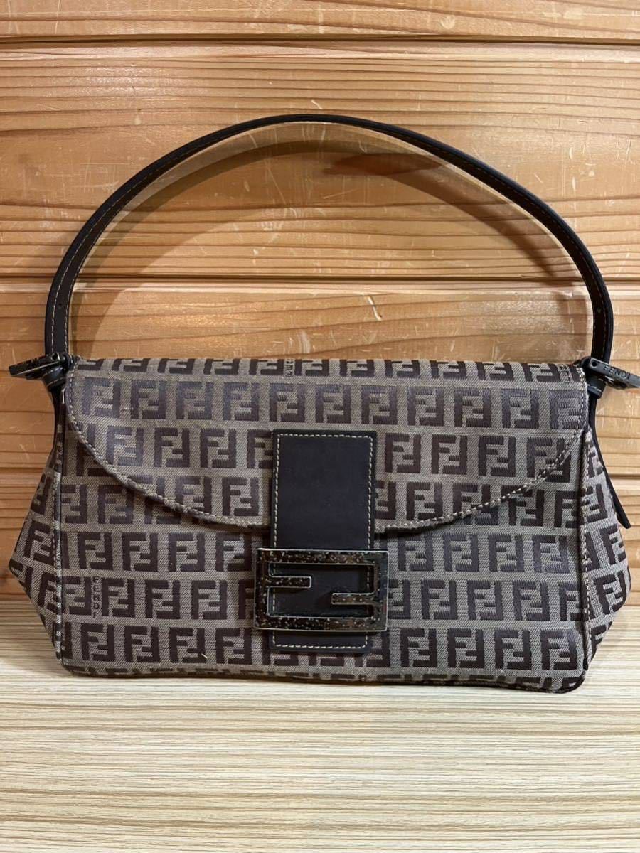 【美品】FENDI / フェンディ / マンマバケット/ショルダーバッグ/カーキ/ズッカ柄/レディース / ハンドバッグ