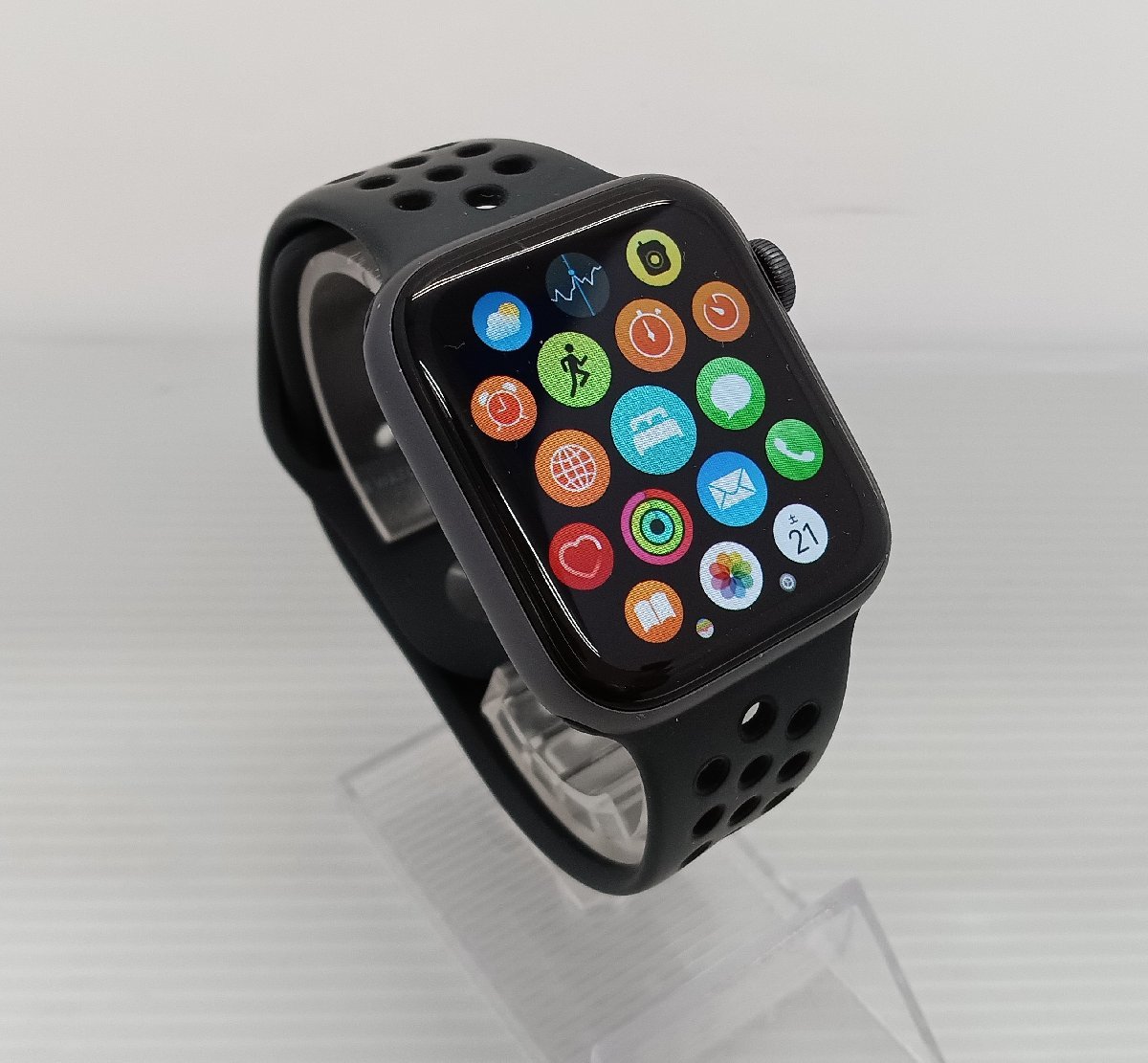 ☆中古品☆ Apple Watch Nike＋ Series 4 GPSモデル 44mm スペース 