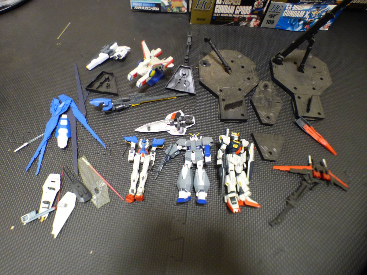 ガンプラ 組立済 まとめ 33体セット + 空箱一部部品取り等 ジャンク HG 