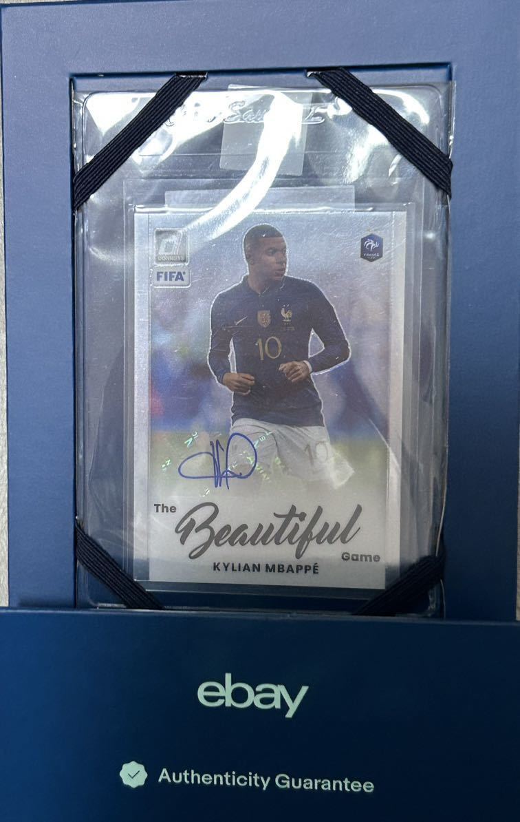 スペインで買ったサッカーカード 一つはエムバペのサイン入り スペイン