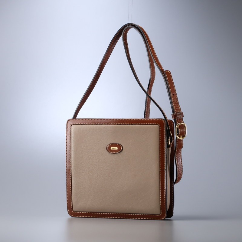 GO6321▼イタリア製▼バリー BALLY*バイカラー*レザー スクエア ショルダーバッグ クロスボディ/斜め掛け鞄*ベージュ×ブラウン