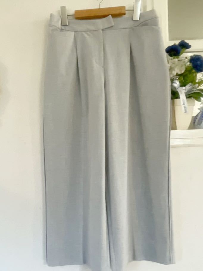 美品　EVEX by KRIZIA クリッツア パンツ ライトグレー ワイドパンツ　フレアパンツ スラックス　ライトグレー 大きいストレッチ有り