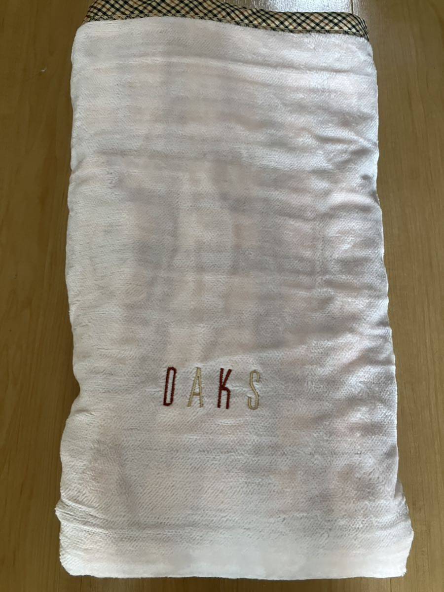 メ3882 未使用 DAKS 綿毛布 リバーシブ 定価11，000円 ダックス 綿毛布の