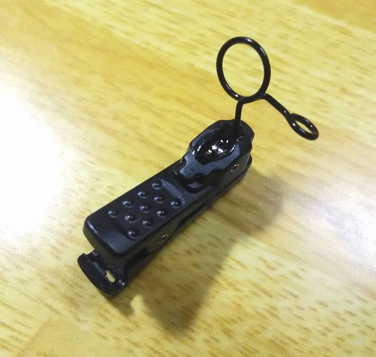 ココでしか手に入らない! 縦型マイククリップ SONY UWPシリーズ用 2個セット　