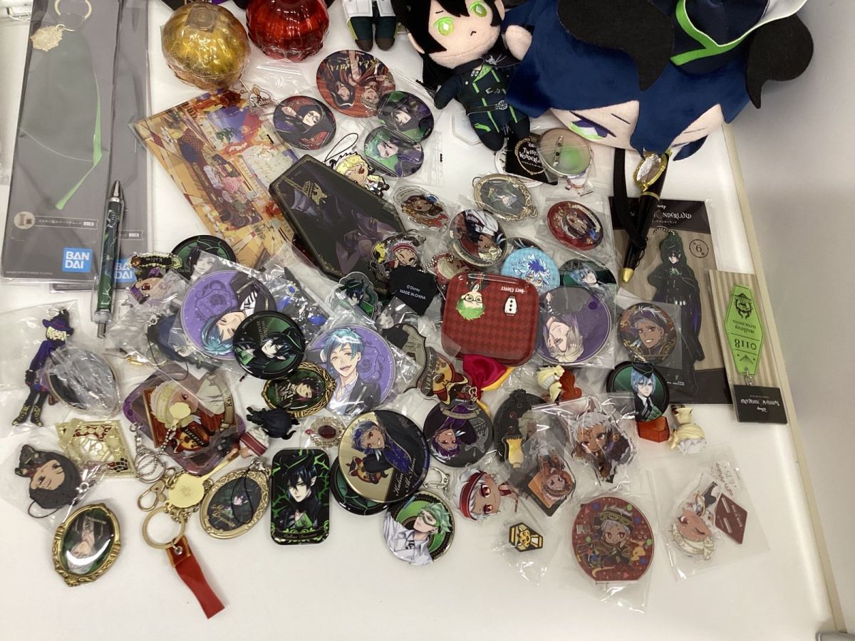 ツイステッドワンダーランド グッズ多数まとめ売り ツイステッドワンダーランド グッズまとめ売り 大量 約450点